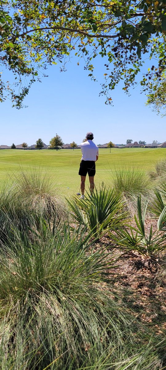 LCU_MGolf's tweet photo. Everyone is off and on the course! #LCUGolf https://t.co/YxGAogFOqF