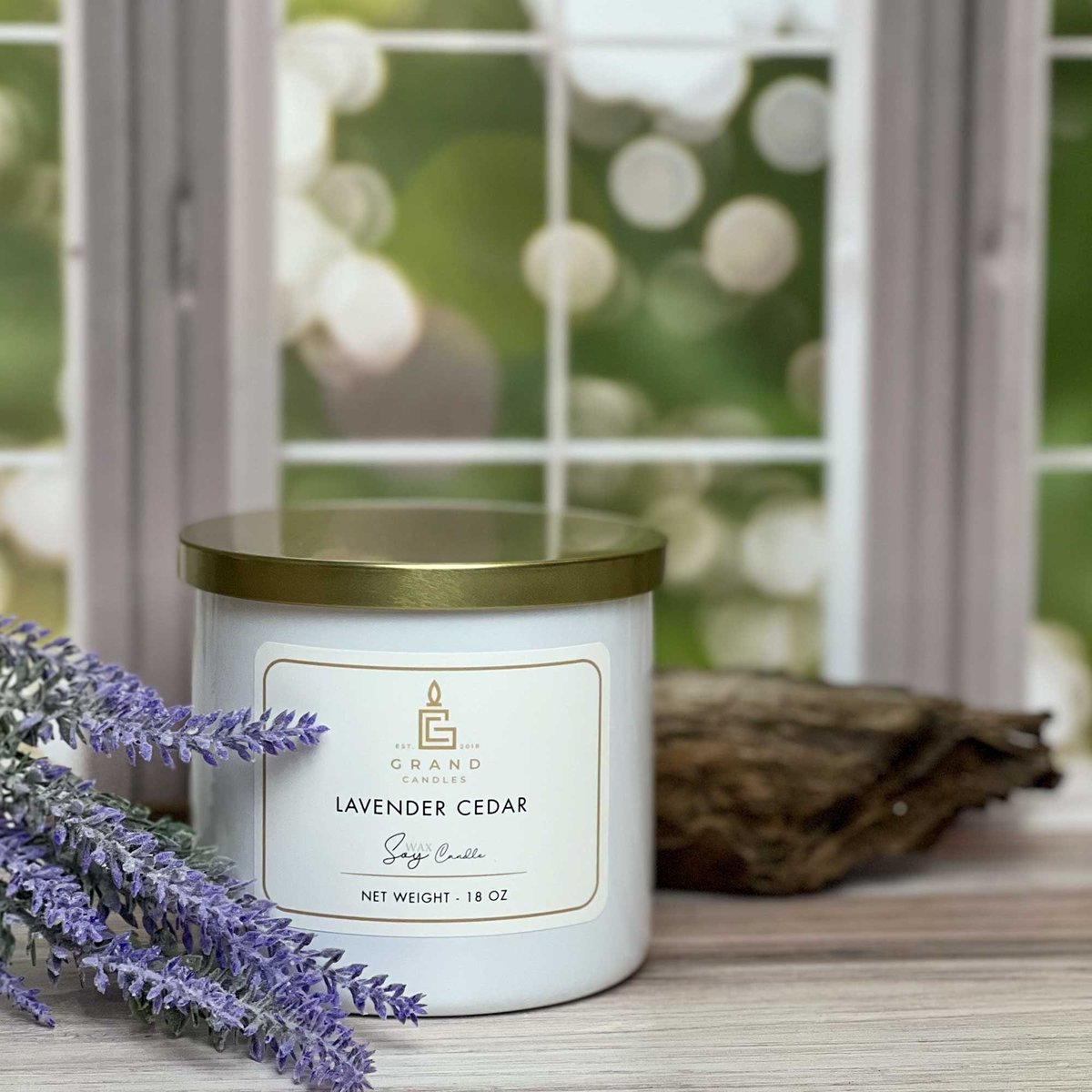 grandcandles's tweet photo. ★★★★★ "The candle smells amazing and the appearance is visually pleasing. Fast shipping as well. I will definitely purchase candles from this seller again." https://t.co/Br7kL08ge7 https://t.co/2tAQ5GZ00n