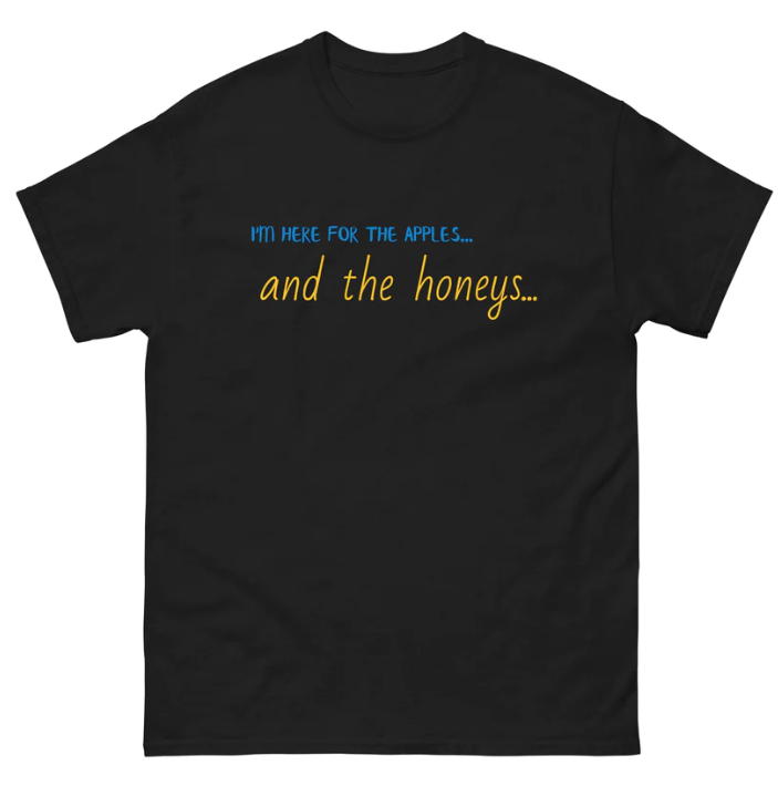 KosherDrip's tweet photo. "I'm here for the apples.... and the honeys!" 
Brand new Rosh Hashana T-Shirts available now just in time for the holidays! Check out our full inventory at https://t.co/2U9dL6OYnl

#judaica #judaism #RoshHashanah #applesandhoney   
#holidays #highholidays #jew #jewish https://t.co/JIiVTGUNgM