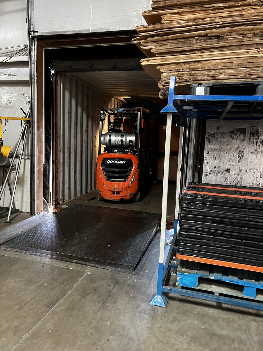 MasterProvision's tweet photo. It's been a busy day at Master Provisions getting our South Africa Container loaded! We are so appreciative and blessed that we are able to support our partners internationally. https://t.co/xbp8WLILyC