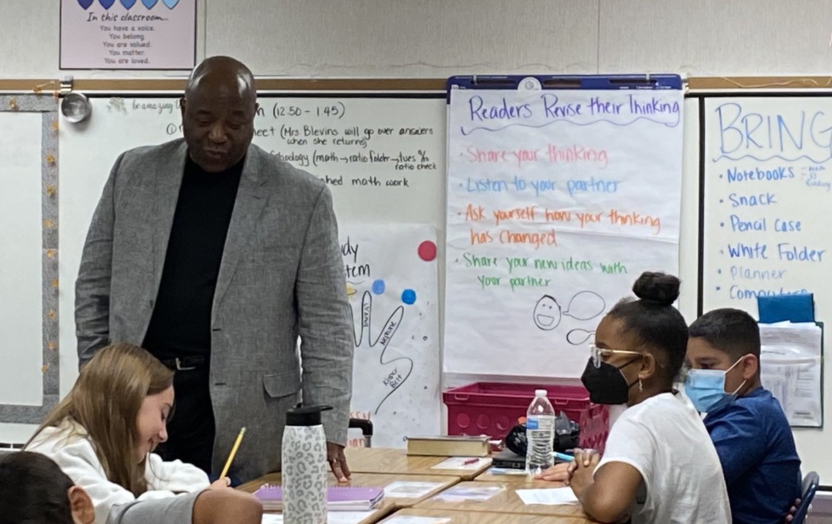 It’s all hands on deck ⁦<a href="/Mosaic_ES/">Mosaic Elementary School</a>⁩! Our 6th graders enjoyed their time with Dr. Copeland, who served as a substitute teacher today. Students communicated rich math discussions and justified their solutions. ⁦<a href="/FCPSRegion1/">FCPS Region 1</a>⁩
