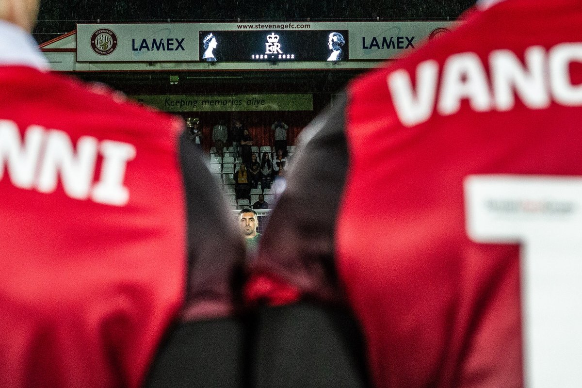 Stevenage FC 🔴⚪ tweet media