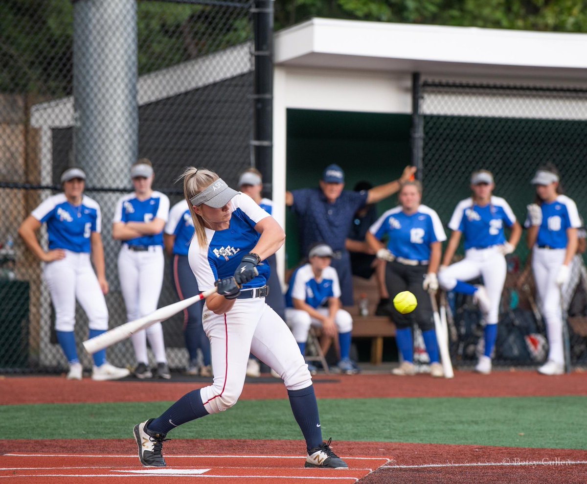 ASFL_Shoot4Cure's tweet photo. How to put a softball 1 million miles from the plate, as demonstrated by Kelly Colleran (@_kellycolleran) #ASFLSoftball https://t.co/WXYlCVkICE