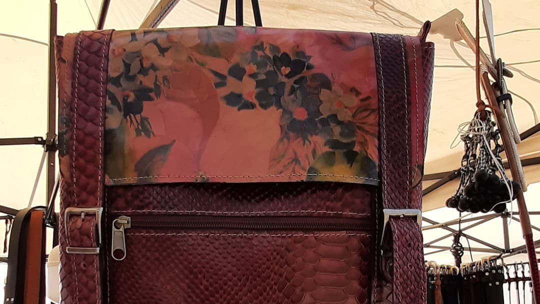 #FondaFOSIS 2022 🇨🇱

Conoce nuestra vitrina digital dieciochera y encuentra cientos de productos y servicios para lucirte este "18". Apoya el emprendimiento local y el trabajo de las y los emprendedores de #OHiggins. 📲Ingresa a bit.ly/3RDsSwN hasta el 30 de septiembre.