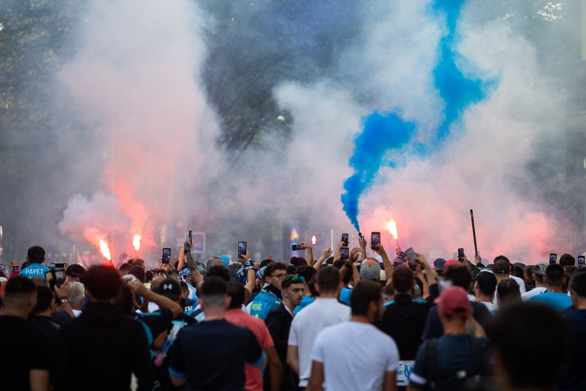 ActuFoot_'s tweet photo. 🔥💙🤍 https://t.co/WvXjFTS8IH