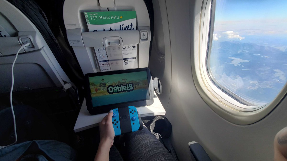 Up-Switch on Twitter: "Remember, #gaming can go anywhere. Leave size up to us. #NintendoSwitch #Ooblets #Airplane #Travel https://t.co/v7BSxR3nWq" / Twitter