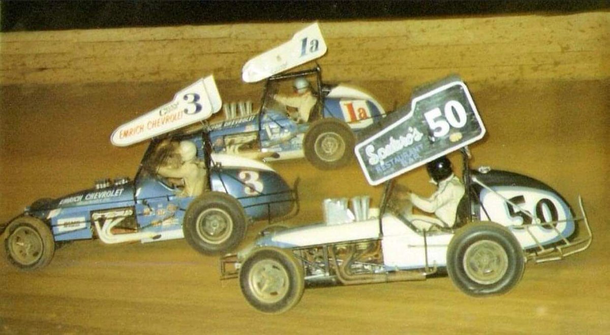 Turn5TurnAround's tweet photo. 3-Jan Opperman, 1a-Bobby Allen and 50-Ed Zirkle battle at Lincoln Speedway in 1971
(Barry Skelly Photo) https://t.co/1fhyg2od0Y