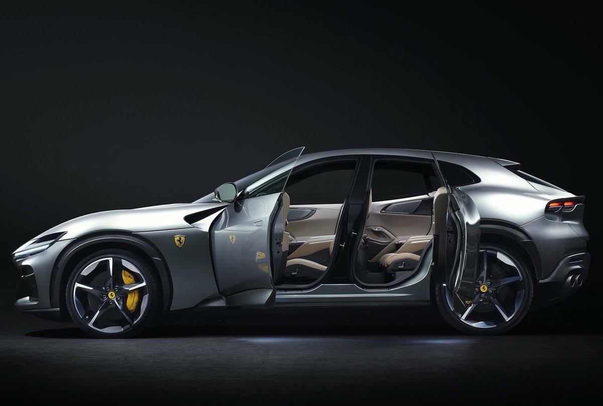 mariealessiak's tweet photo. For once Opel has inspired Ferrari.
#FerrariPurosangue vs #OpelMeriva https://t.co/VZpdLaeXJw