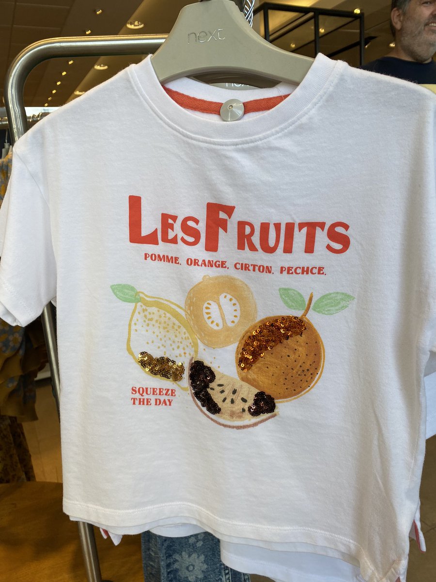 Ploktosend's tweet photo. @nextofficial My French is only at GCSE level but I’m pretty sure that’s not how you spell “citron” or “peche” 🤣 https://t.co/YVPI27pOI2