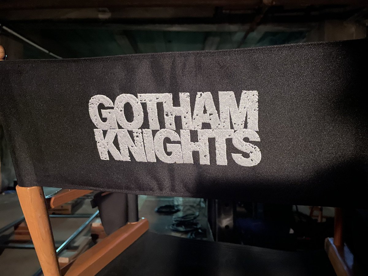 As gravações da primeira temporada de #GothamKnights foram oficialmente retomadas!