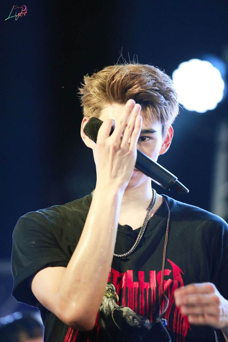 SeetheLight01's tweet photo. 20220831 JuniorATLAS | #MONSTRConcertFest
จ๊ะเอ๋ 🙈🙉
#ATLASxMonstr
#ATLAS_TH
#JuniorATLAS https://t.co/REzdPTQdUe