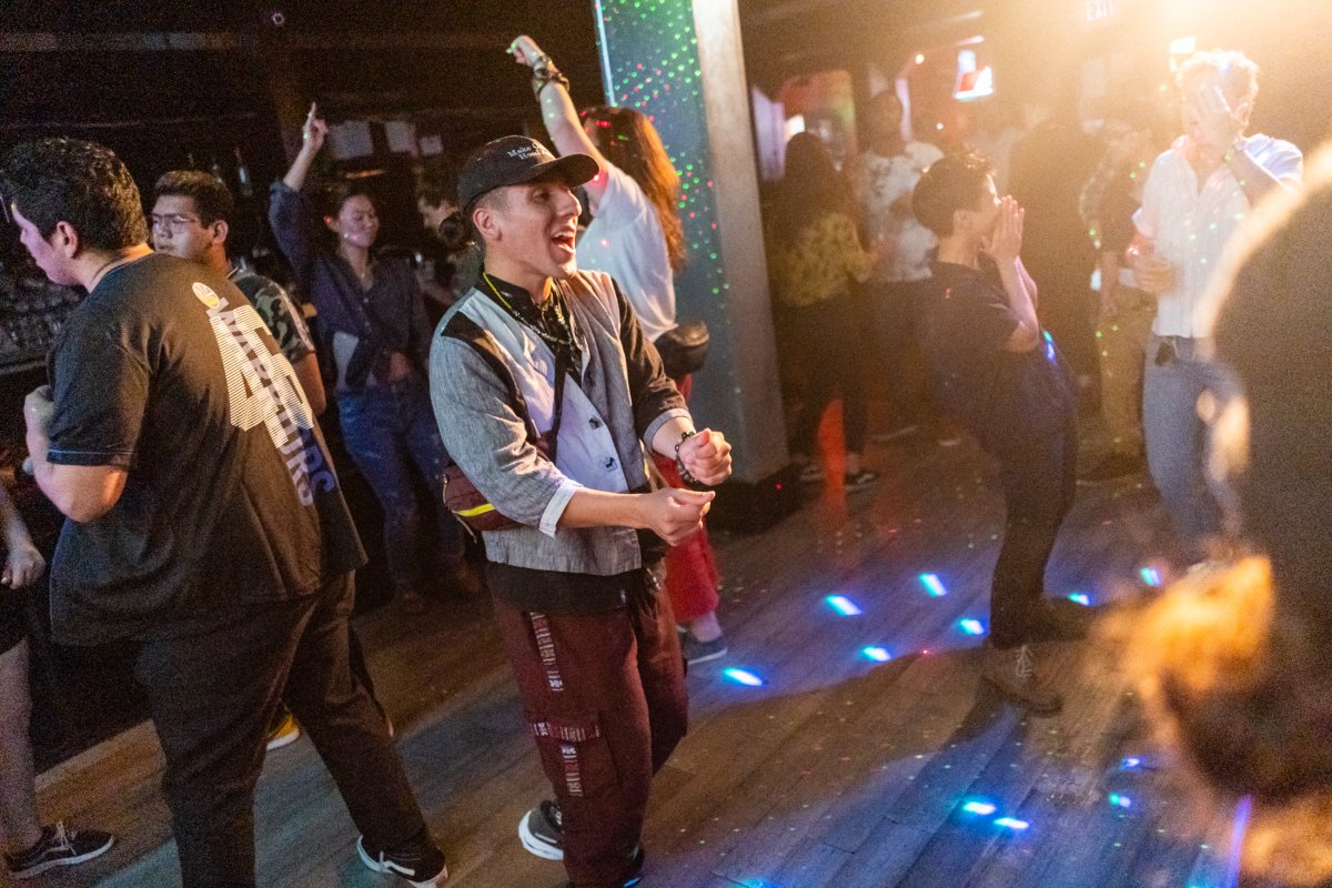 BarWhiteHorse's tweet photo. Let’s elevate your night out to the next level at the nation’s oldest operating gay bar: White Horse Inn! #WhiteHorseInn #LGBTQIA #pride #GayBar #nightlife #OaklandCA https://t.co/iRSeGOCfX1
