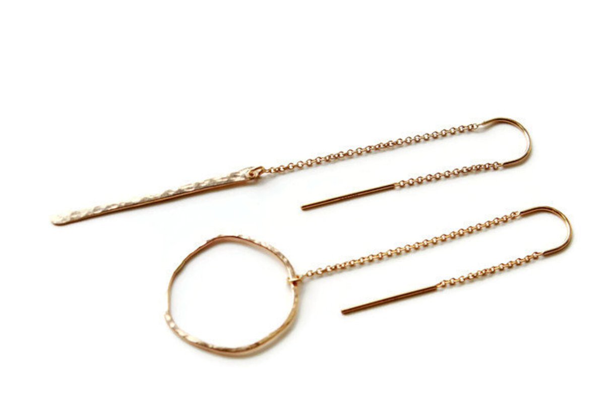 RohanSi57952308's tweet photo. All time bestseller - Mismatched earrings in Gold filled or Sterling silver. Long threader earrings. Jewelry trends 2022, U chain earrings.
 #TimeBestseller #Mismatched #Jewelry #ChainEarrings #LongThreaderEarrings #Sterling #EverywhereUR

👉https://t.co/Rhy08lY5sf https://t.co/MGoqikiIc6
