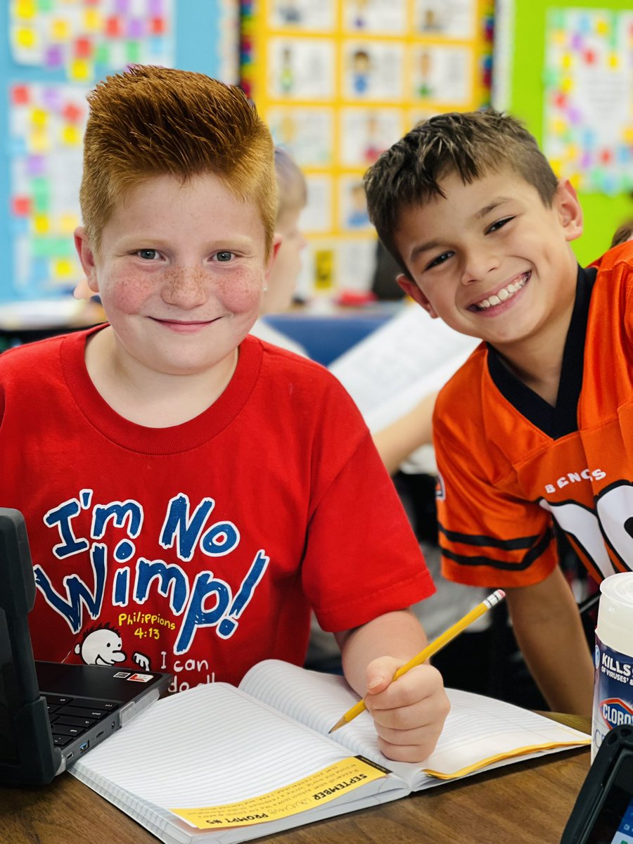 teachwithrich's tweet photo. Rotations time!  Students are researching what schools look like for fourth graders around the world and writing about their findings, learning about the history of jeans &amp; sneakers in @Scholastic, and creating visual sketchnotes for their vocabulary words! @WestCler #WCconnects https://t.co/Y4NV6q850F