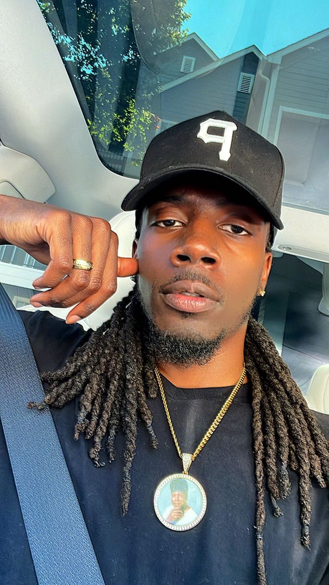 PlayStayShaun's tweet photo. Nothing like a fresh retwist! https://t.co/TnTYXTvvkX