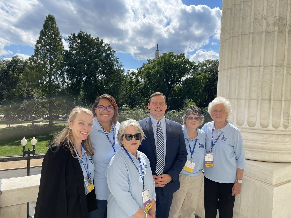 Thank you  <a href="/LeaderMcConnell/">Mitch McConnell</a> for listening to <a href="/ACSCANKY/">ACS CAN Kentucky</a> volunteers speak about making #cancer a priority for Congress. We appreciate your office’s hospitality! #CancerLobbyDay