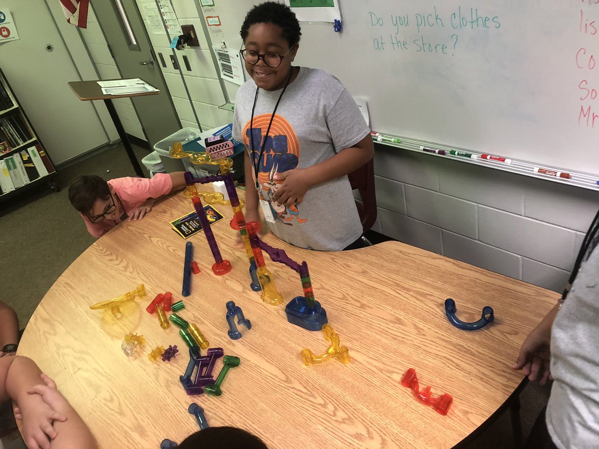 MLPotter1234's tweet photo. Students teaching students. We had a blast working together to create a successful Marble Run. #TMScreators #TMScriticalthinkers # TMScollaborators #TMScommunicators #TMSinnovators. @DeveMonticone @MsGraham_TMS @HumbleISD_TMS https://t.co/YlZjOxiJIM