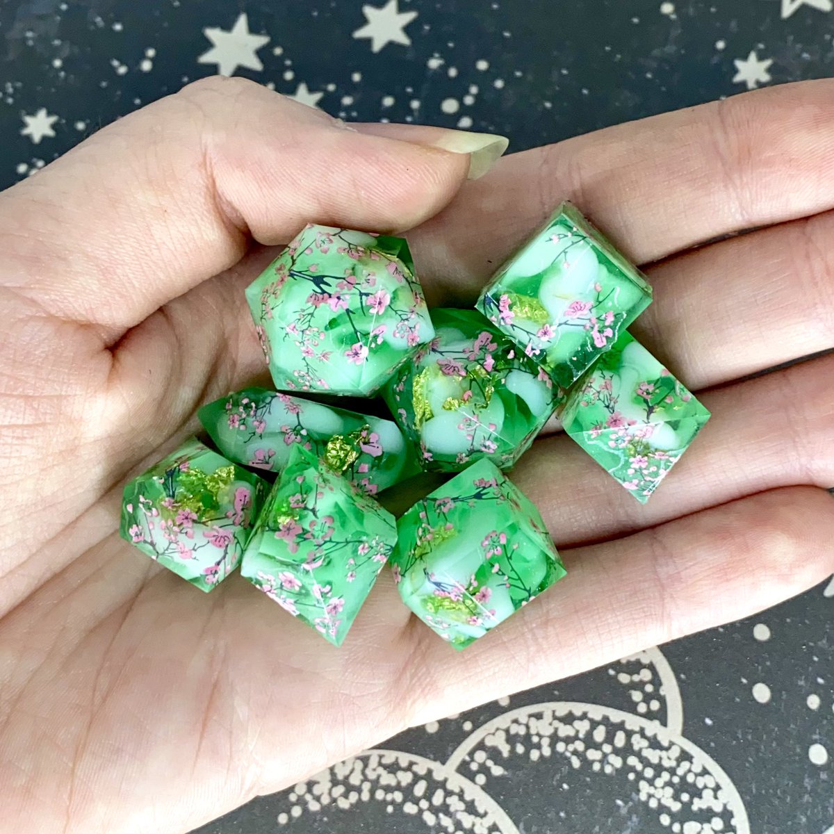 Dreamy Dice (she/her) tweet media