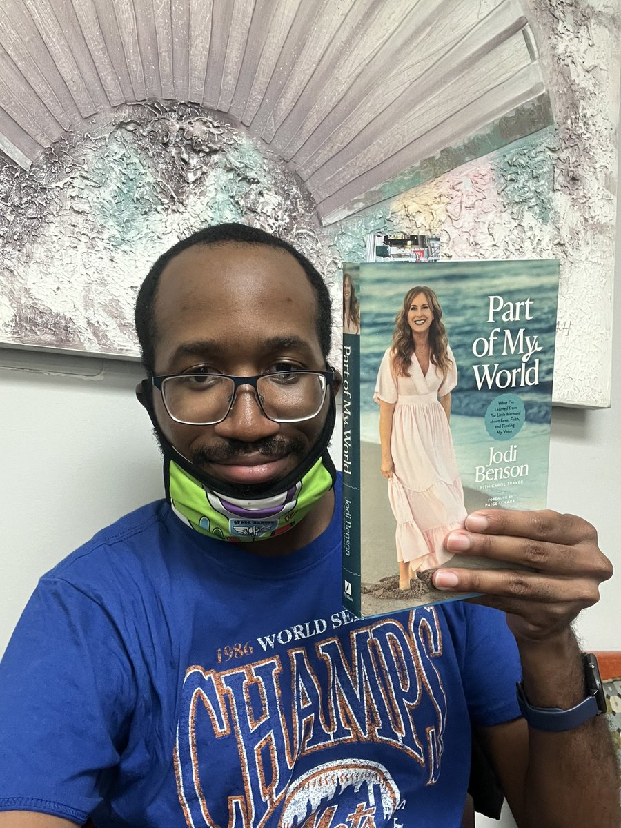 glenn_biz's tweet photo. Don’t forget that you can now get the new book from the OG Little Mermaid herself, Jodi Benson, entitled “Part of My World”, now online and at bookstores everywhere. Can’t wait for the TLM remake next May!
#Disney #Ariel #TheLittleMermaid #PartofMyWorld @TyndaleHouse https://t.co/unGKJmCTFc