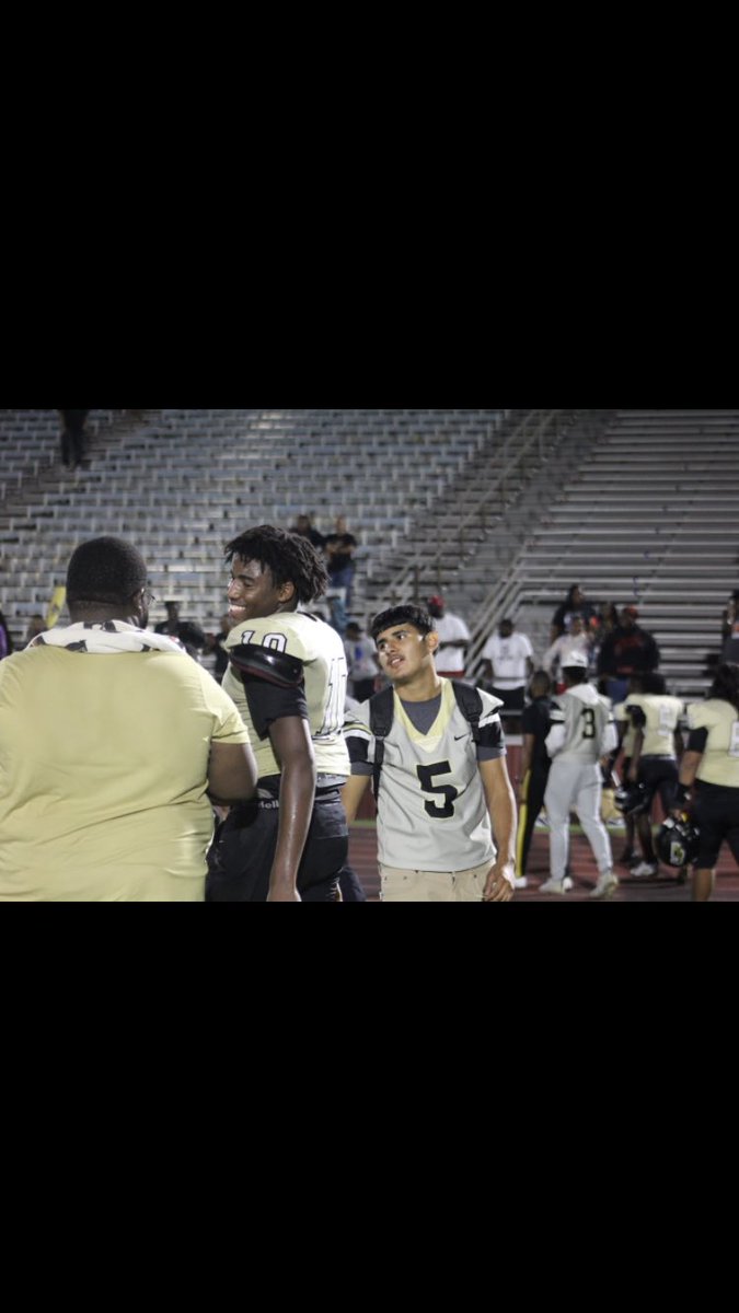 djackson10_'s tweet photo. Moving in silence. #whynotpinkston #rowtheboat #NewEra https://t.co/gVJHKsERH2