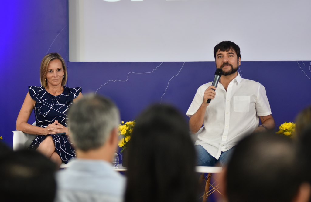 jaimepumarejo's tweet image. Qué importantes son conversaciones como la #CátedraCaribe para Barranquilla. Resaltamos el trabajo con ciudades como Santo Domingo🇩🇴 y vemos potencial de hacer mucho más por el turismo, el deporte y la agenda verde del Gran Caribe. Gracias a @LaSergioBQ por esta invitación.