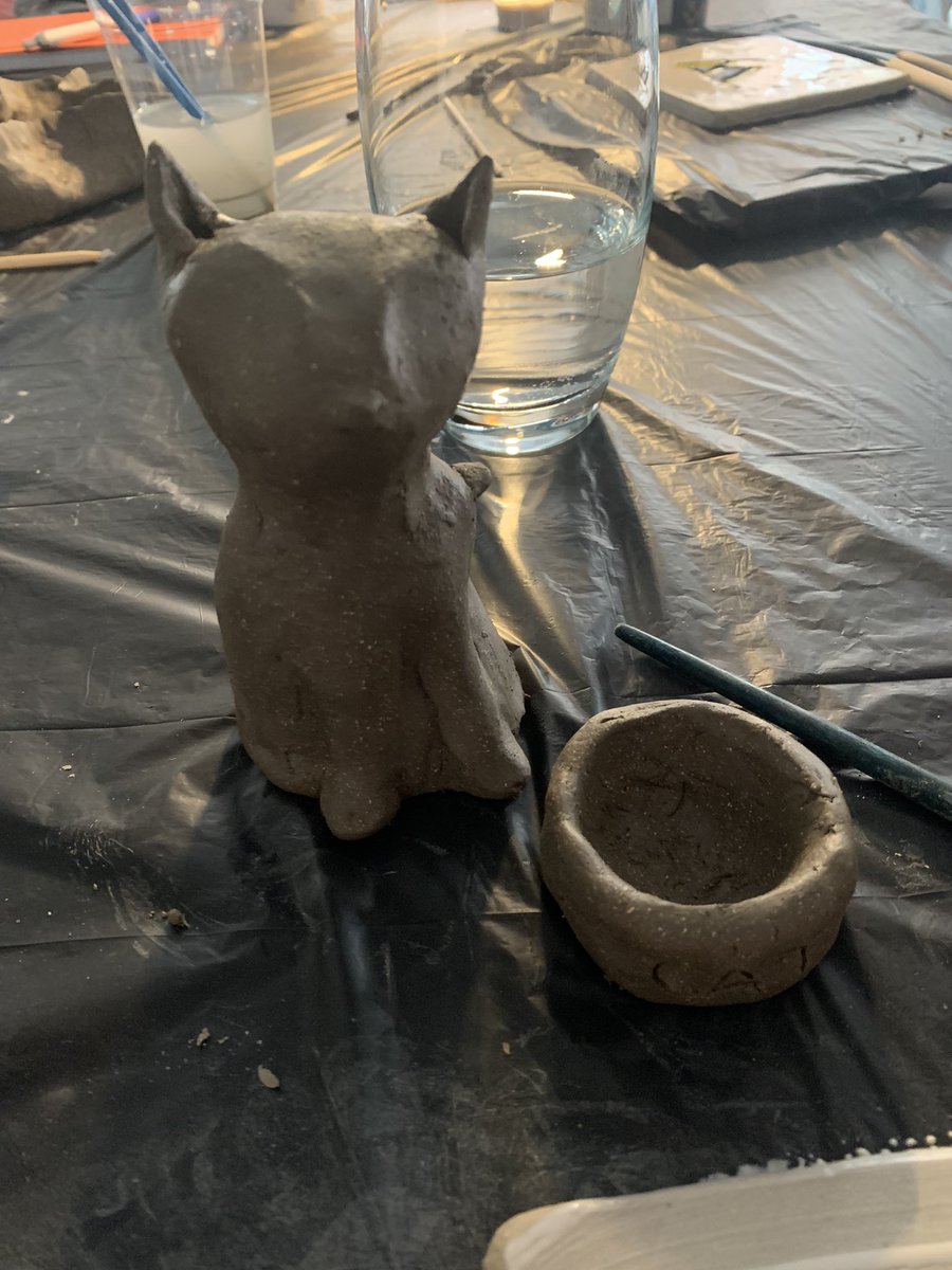 ugnegir's tweet photo. Last emerging leaders session! Last week was sadly the last day at @Raise_Ventures but I will definitely not be a stranger 🤗

We did some ceramics and reflected on all our summer sessions! Thank you to all at raise and Rachel for getting me into #ceramics 🫶🏻 https://t.co/PvqLPbH5Mw