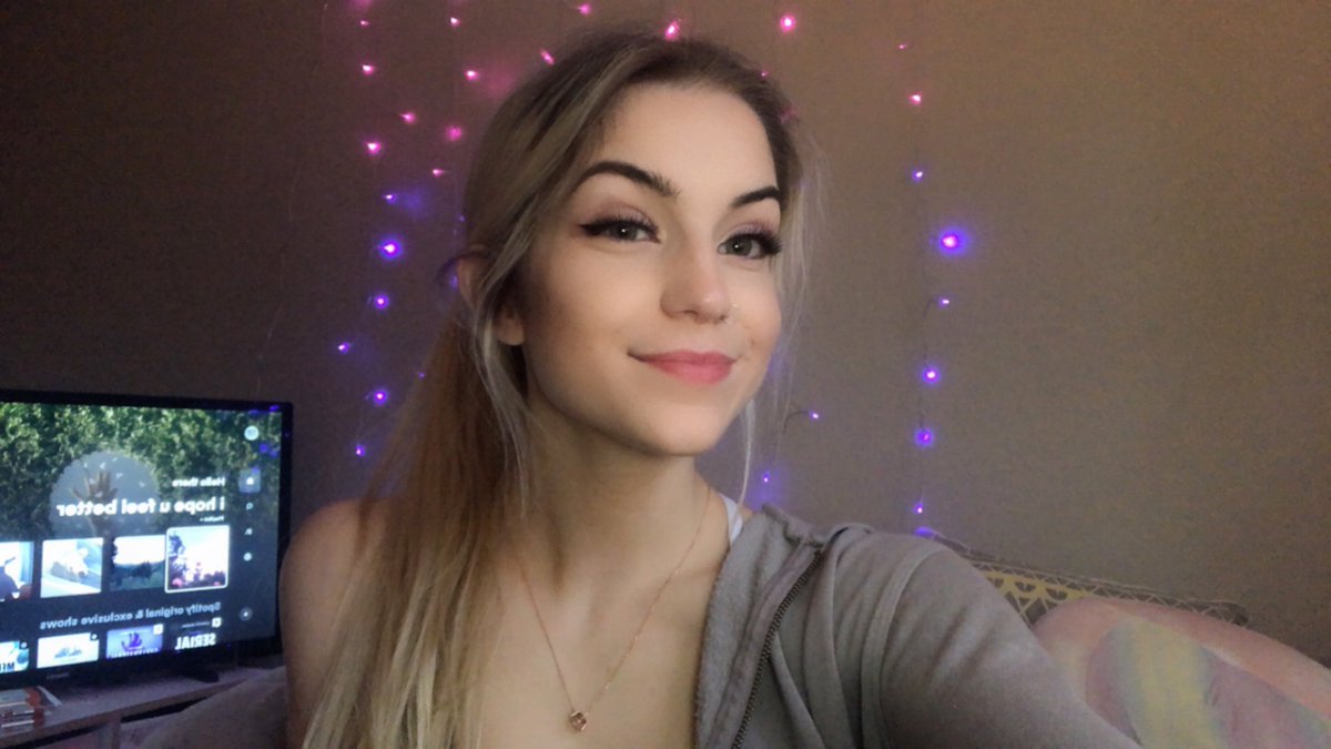 della🫧 tweet media