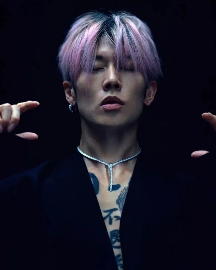 miyavi_archives's tweet photo. #MYV_HBD41st #MIYAVI 🖤🖤🖤 https://t.co/Vmm4vFl3IM