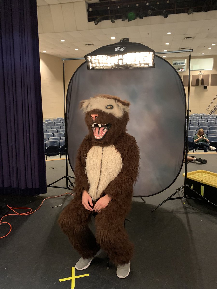Underclassmen picture day for Wolverines is happening today &amp; tomorrow! Be sure to buy your Yearbook early and save $10 shop.yearbookmarket.com/lavergnehs <a href="/LHSintheNews/">LaVergne High School</a>