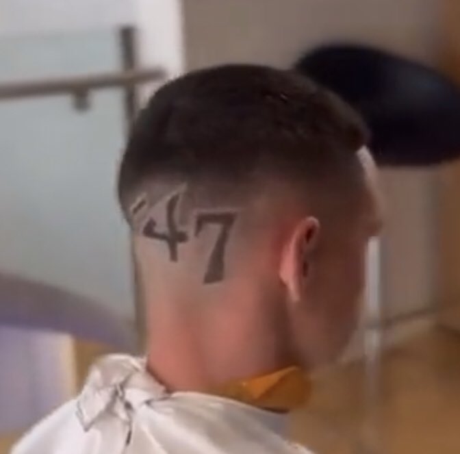 His barber needs to be sacked immediately💀