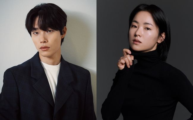 dear_yeobeen's tweet photo. 류준열·전여빈, 올해 부산국제영화제 개막식 사회자 확정 [공식] (출처 : OSEN | 네이버 TV연예) https://t.co/4HFHu9NVfC

오는 10월 5일 영화의전당에서 열리는 제27회 부산국제영화제 개막식 사회자에 배우 류준열과 전여빈이 확정됐다. https://t.co/p7TGulF9Xq