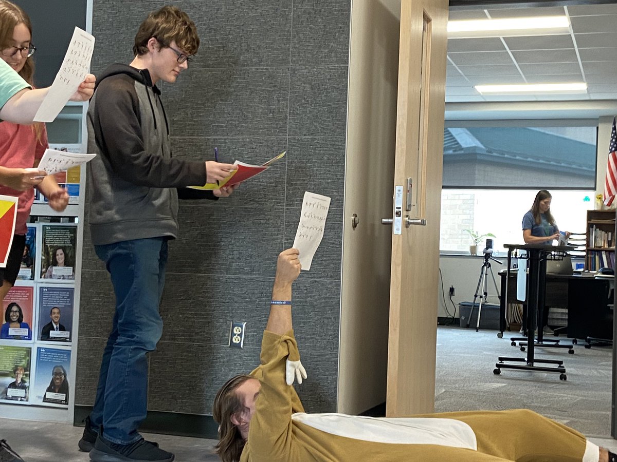 This week, my Sci-fi lit classes examined the problems with low tech communication using semaphore flags! Thanks, <a href="/mrhornerphysics/">☢Christian Horner☢</a>! #everyrockvalued #whsreads