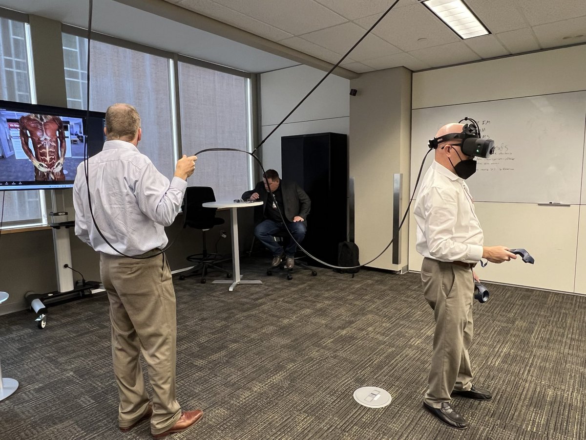 OSUhsl's tweet image. It was great to host @wozello from .@OhioStateMed in the #EdTechIncubator today! Thanks for visiting and trying out the #AnatomyRealization software.

#OSUCOM #OSUHSL #OSUWexMed #ETI #MedLibs #Tech #VirtualReality #HealthSciences