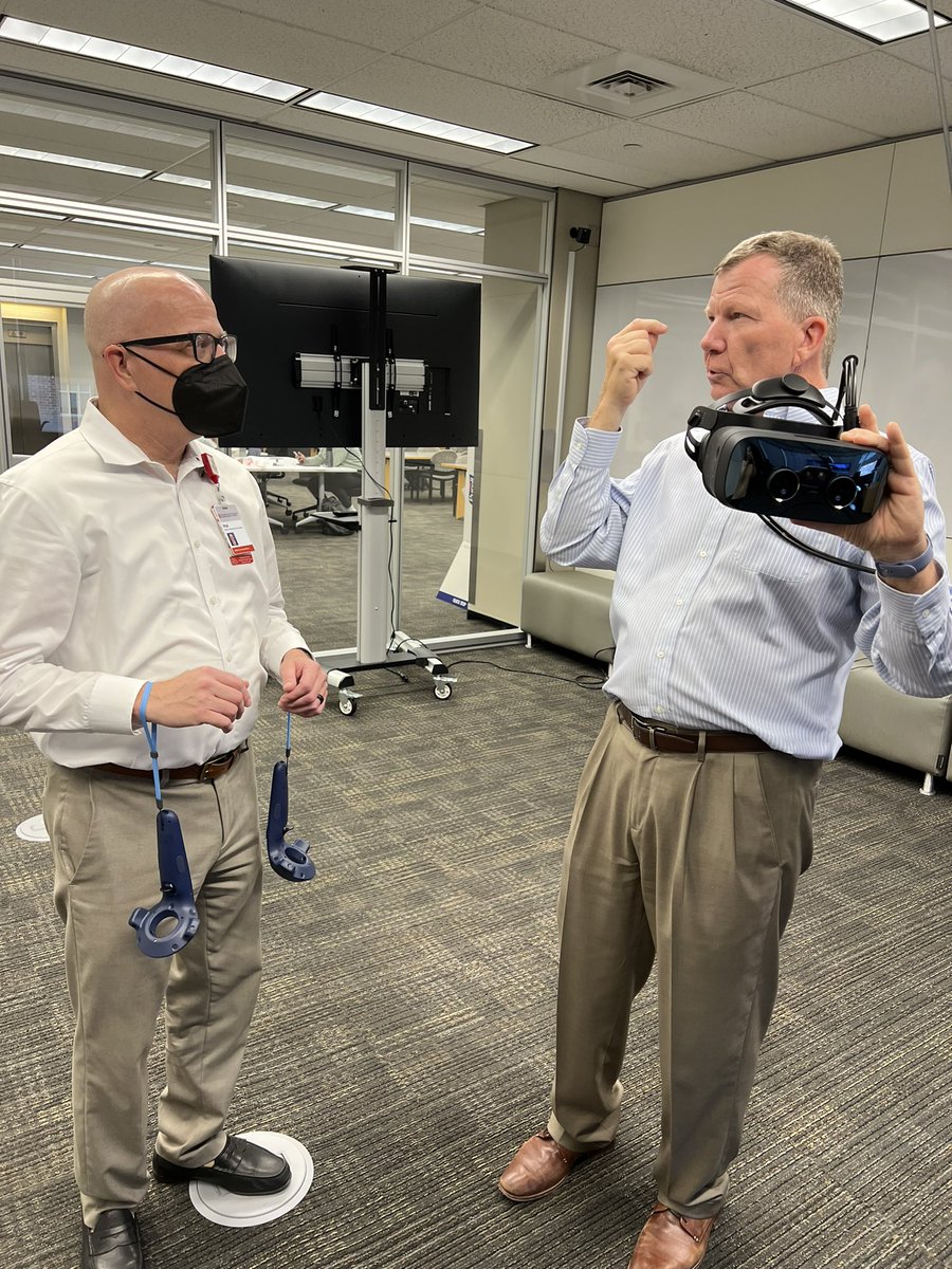 OSUhsl's tweet image. It was great to host @wozello from .@OhioStateMed in the #EdTechIncubator today! Thanks for visiting and trying out the #AnatomyRealization software.

#OSUCOM #OSUHSL #OSUWexMed #ETI #MedLibs #Tech #VirtualReality #HealthSciences