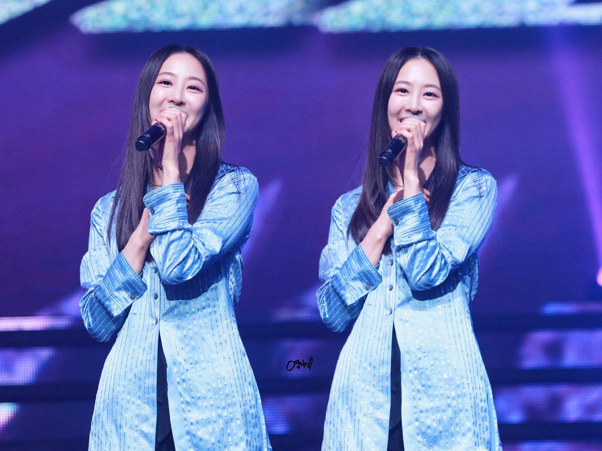 yeongjizoe's tweet photo. 220903 효린 iCE 콘서트 
다솜 언니 진짜 어떻게 찍어도 너무 예뽀💗 https://t.co/roH4PgvjMM