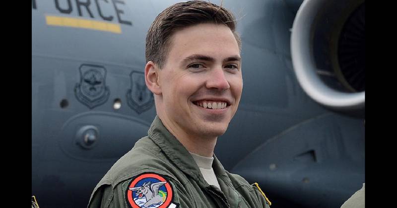 Rachel S. Cohen (@rachelkaras) on Twitter photo EXCLUSIVE: A <a href="/usairforce/">U.S. Air Force</a> investigation of a fatal fighter jet crash in 2020 quietly discovered that key components of the pilot’s ejection seat may have been counterfeit. Now his widow is suing <a href="/LockheedMartin/">Lockheed Martin</a>, <a href="/CollinsAero/">Collins Aerospace</a> and <a href="/DefenseTeledyne/">Teledyne Defense Electronics</a>. airforcetimes.com/news/your-air-… EXCLUSIVE: A <a href="/usairforce/">U.S. Air Force</a> investigation of a fatal fighter jet crash in 2020 quietly discovered that key components of the pilot’s ejection seat may have been counterfeit. Now his widow is suing <a href="/LockheedMartin/">Lockheed Martin</a>, <a href="/CollinsAero/">Collins Aerospace</a> and <a href="/DefenseTeledyne/">Teledyne Defense Electronics</a>. airforcetimes.com/news/your-air-…