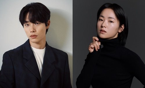 KoreanUpdates's tweet photo. Actors #RyuJunYeol and #JeonYeoBeen are confirmed to host the opening ceremony of #BIFF2022 Busan International Film Festival on 5 October

https://t.co/u2F5rWmTWi #KoreanUpdates RZ https://t.co/kz2EE24ywv