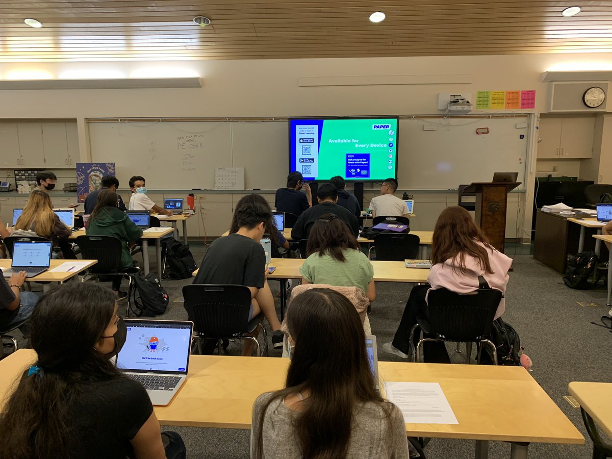 JI_Paper's tweet photo. Had a blast doing a Paper Day with our @OfficialEVC CCA Program Students! We did PIQs Support and had some awesome laughs and treats 🤩😊 #EastSideProud #HowWePaper @usedgov @CollegeBoard https://t.co/HBZd4ThLYF