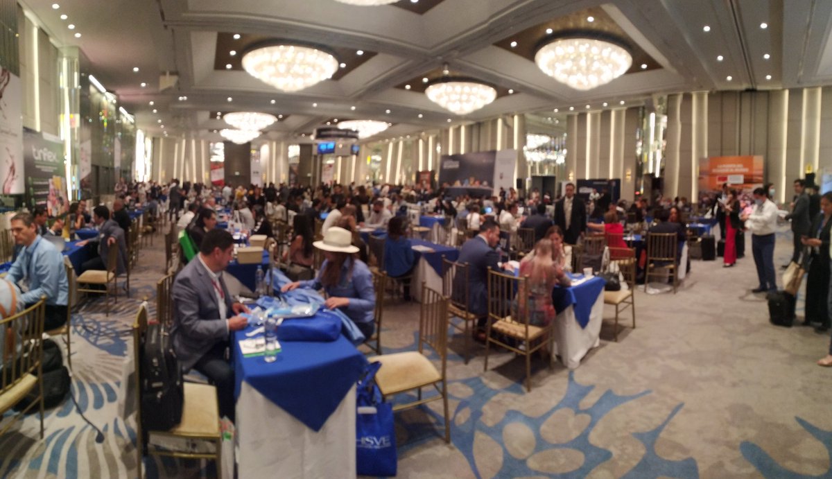 Alvaro_G_Torres's tweet image. La #MacrorruedaEcuador una plataforma de negocios + importantes del país, dónde se reúnen industrias productivas q dinamizan el comercio exterior 🇪🇨 fomentando una oferta exportable de calidad. @cibe_espol 🙋 🤝 alianzas estratégicas en ✔️ de los sectores productivos @ProEcuador_