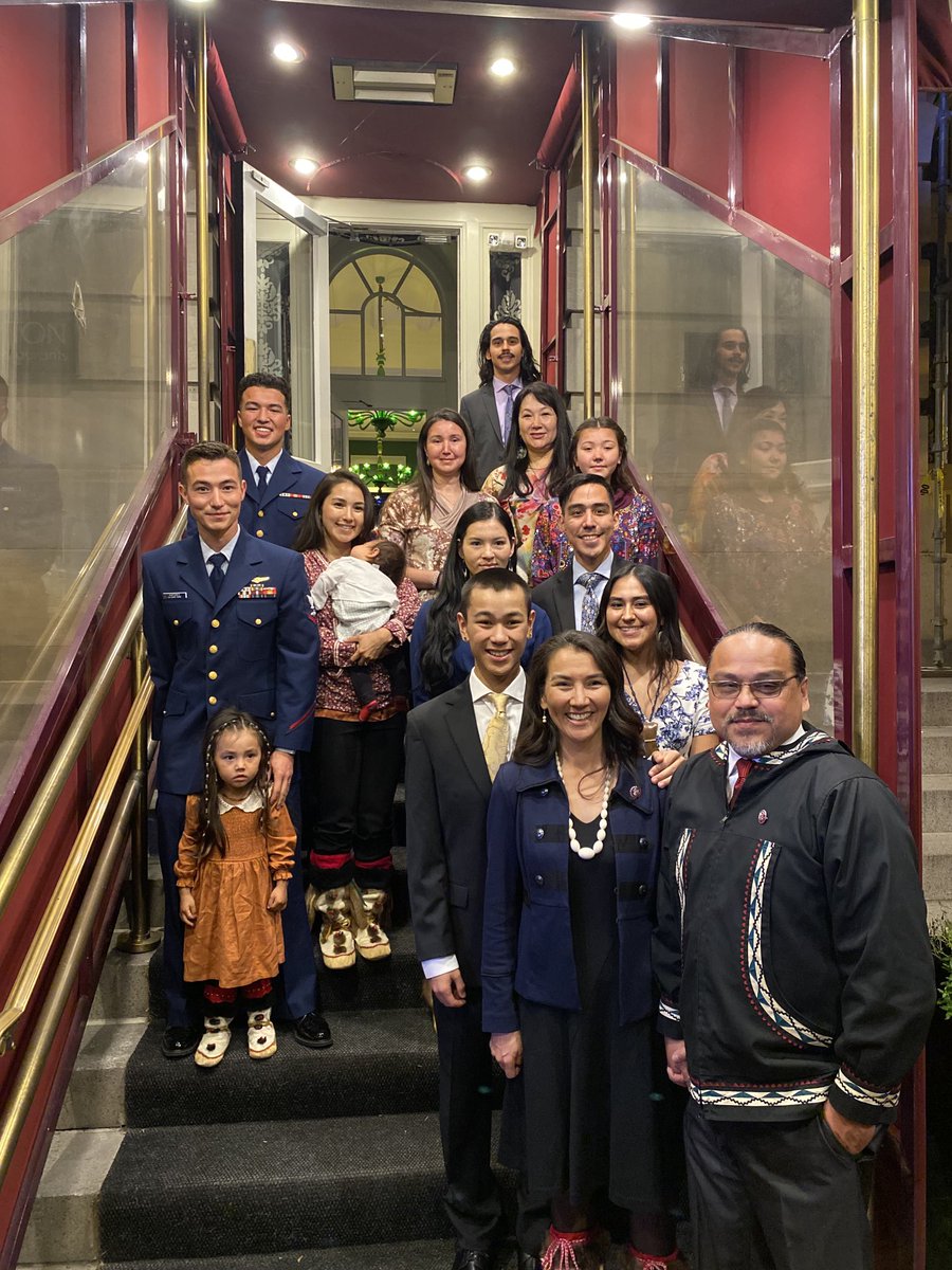 MaryPeltola's tweet image. Of all of the amazing things that have happened over the last few weeks, nothing has been as great as being able to share this day in D.C. with my family. I couldn’t have gotten this far without them♥️