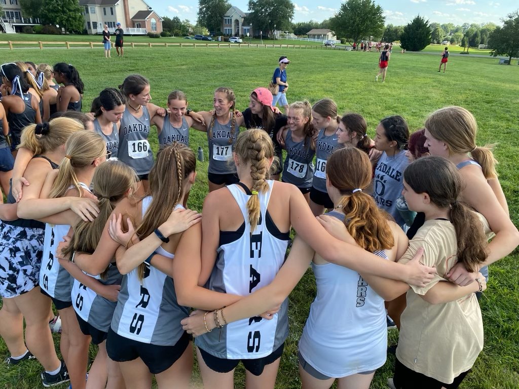 So pumped for our JV girls. 1st place today Run in the Valley at Middletown. Great job!!!! Varsity placed 3rd with another strong performance. 10 days until our next race. We will be stronger for sure. Go Bears!!!!