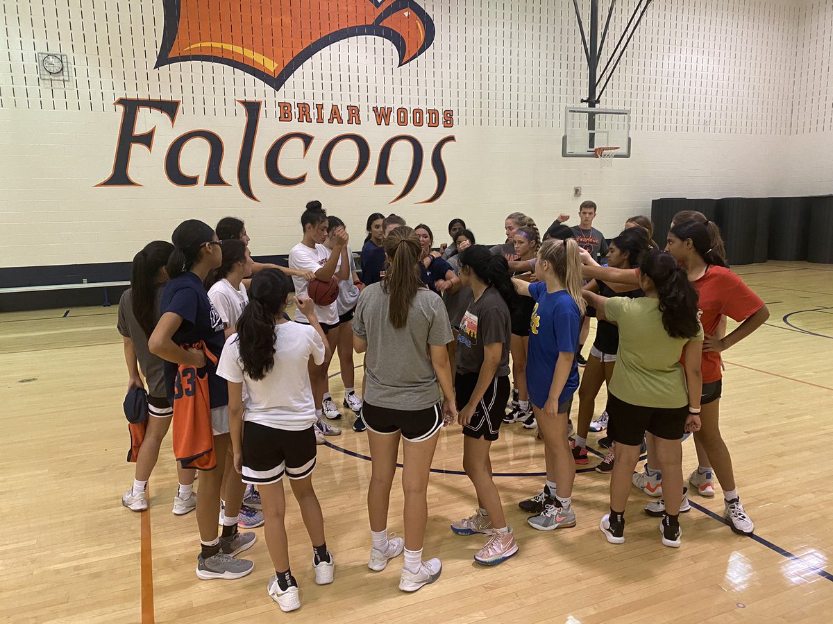 CoachRShort's tweet photo. Highest numbers to date! 27 & counting. @BWHSGirlsBball keeps exceeding expectations!! #ShockTheSystem https://t.co/R0f6gDeJs3
