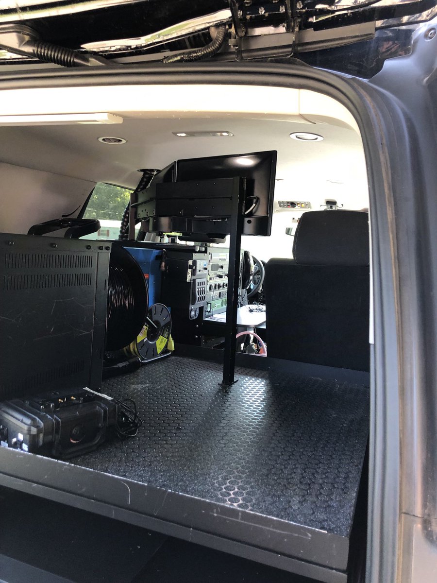 Danielle Breezy and News Channel 2 Storm tracker up close!   #unionSTEAM