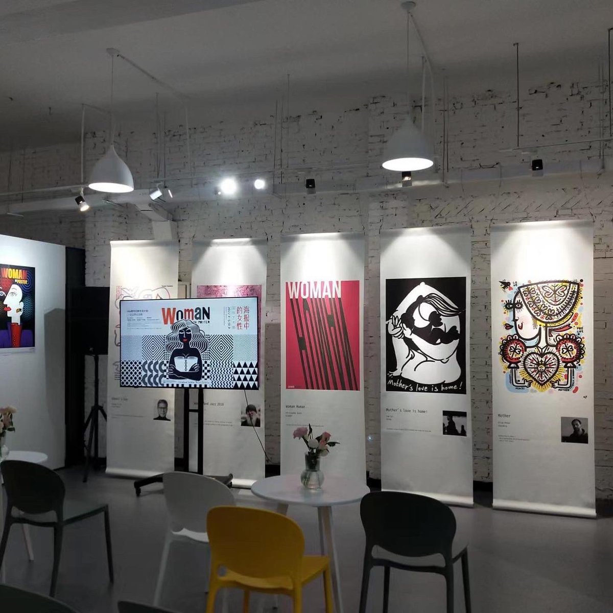 csgraphi's tweet photo. Today was the opening of the 'International Invitational Poster Exhibition Woman in Poster' in Zhengzhou, China π¨π³ that includes my poster WOMAN HUMAN.
#christopherscottdesigner #womanhuman #womanpower #socialdesign #graphicdesign #poster #posterdesign #adobeillustrator https://t.co/De6J5PamE2