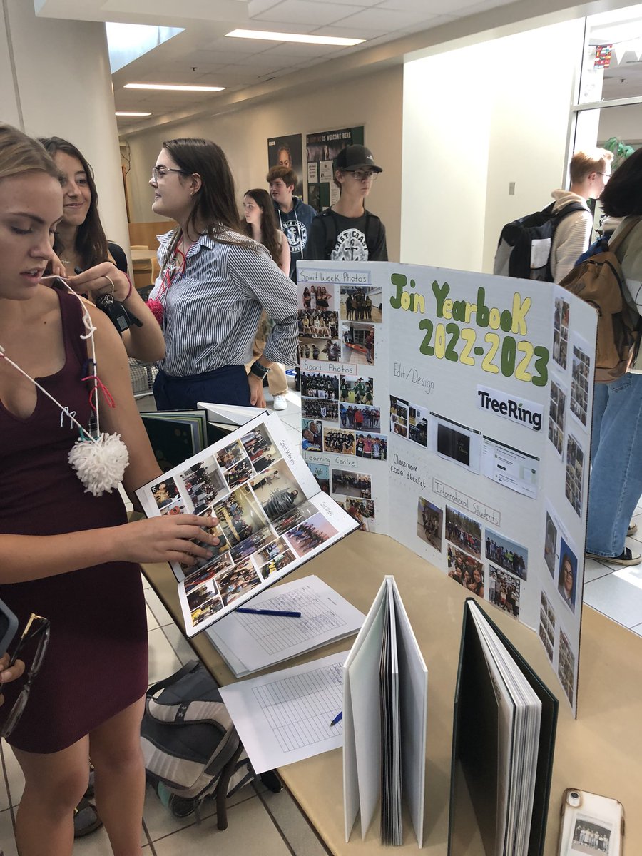 ARHS01835634's tweet photo. ARHS Committee Fair….just awesome!! Go Vikings!!! @CCRCE_NS @Chignecto_FoSS https://t.co/RXhxiXAMfa