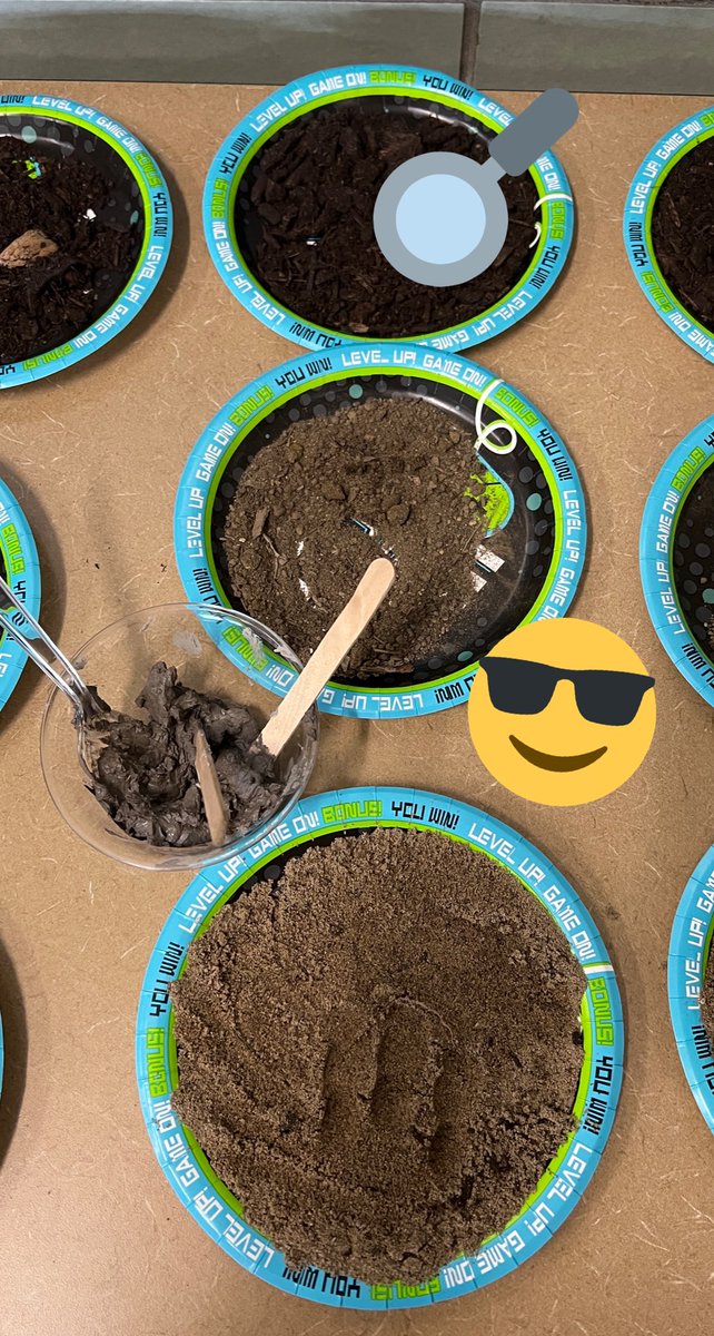 HancockMayfield's tweet photo. Thank you to the families that sent in soil samples for us to explore!! We had so much fun checking out 4 different types of soil from around Cuyahoga and Lake county!! #sciencerocks #rocksandsoil #teamthirdgrade https://t.co/G9bGqca2gQ