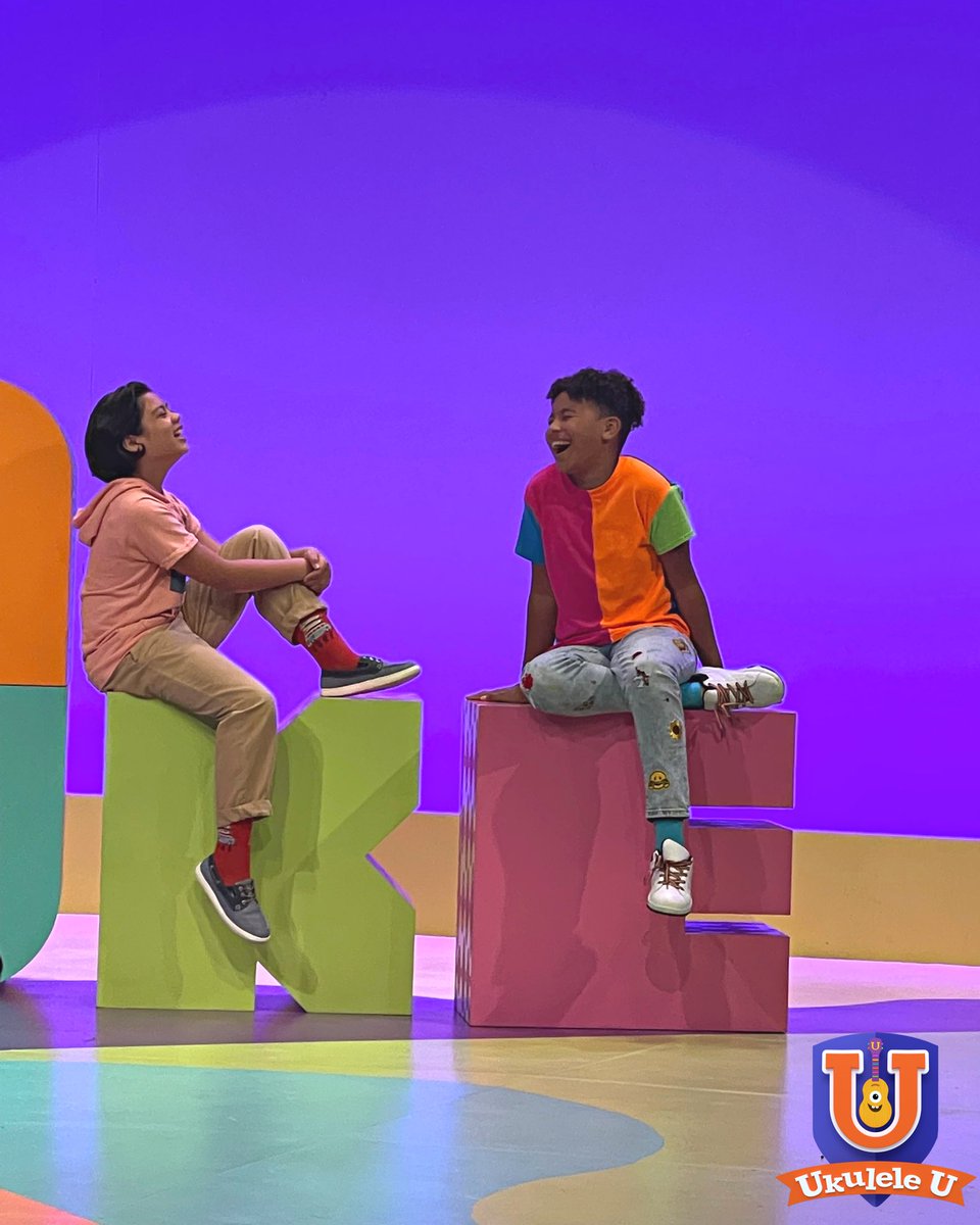 KNOCK KNOCK! 🚪✊

There’s nothing better than telling jokes with your closest friends. 🫂✨

#UkuleleU #CBCKids #CBCGem #NewShow #KidsTV #ChildrensTelevision #ChildrensMusic #KidsMusic #CanadianTV #Ukulele #UkuleleMusic