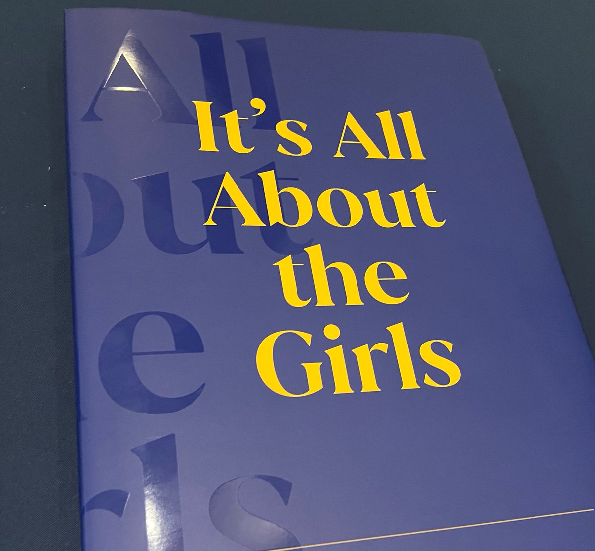 StudentLeadNet's tweet image. SL Network recently celebrated the publication of “Its All About the Girls” for our 25th anniversary at @NYHistory! Speakers included Ann Tisch, Founder of SL Network, @darrenwalker, President of the @FordFoundation, &amp;amp; Jahleese Hadley of @GLOWacademy1!