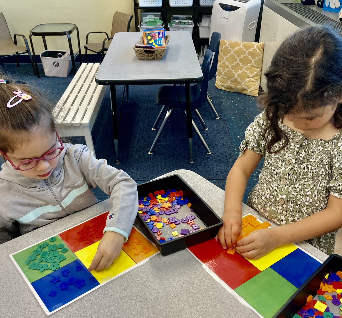 Sorting by attributes and expanding descriptive language! #Creeksidetweet #WEareLakota #NeedToSucceedCECS