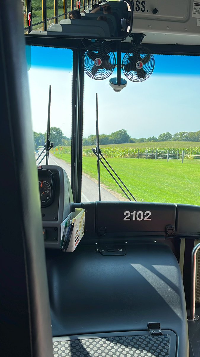 MsRuhlandSC's tweet photo. Heading to our first middle school XC meet of the season… so excited to see those first time finish line feels from our 6th graders and other new runners!! 🤍💙🎉 @McFarland_WISD @McfAthletics https://t.co/FONrCzRXQ0